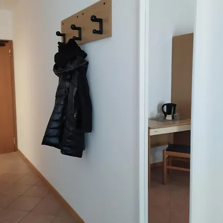 New Garden Hotel 2*